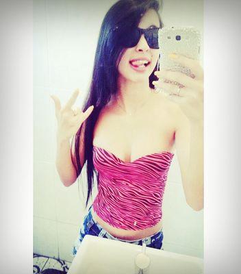 # ...Nunca troque o que você mais quer na VIIDA pelo que você mais quer no momento , pois os MOMENTOS passam && a vida continua [. . . ]