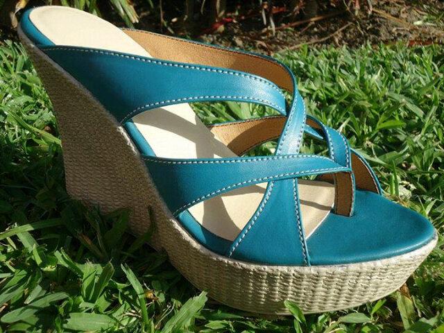 Tu complemento Perfecto... Te ofrecemos Sandalias de excelente calidad, comidad y elegancia...