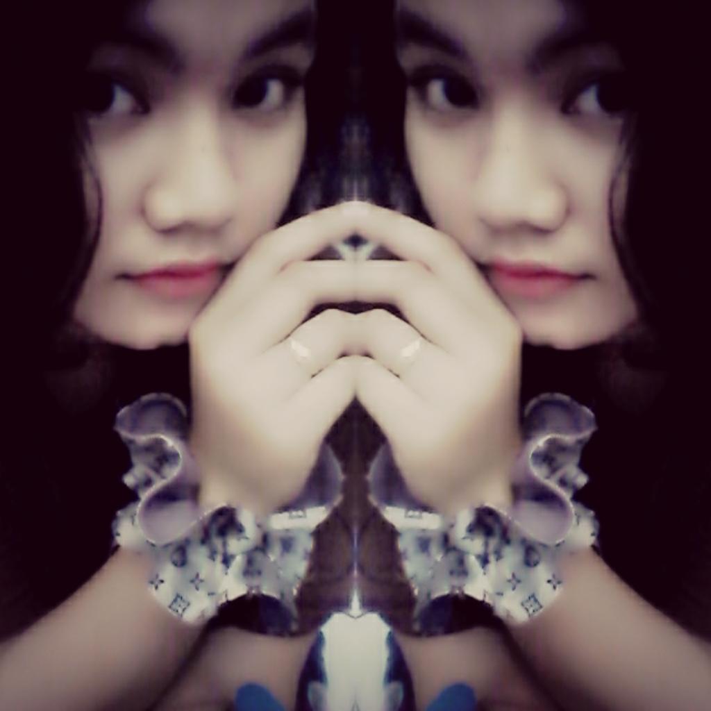 ( ♥͡▽♥͡ ) ƒiŢя̷̌̈iä нän∂äчªήi(* O *) Pisces Girl (*°∀°)= 04 Maret 1995 （゜◇゜）follow My tweet, just mention for follback ☺