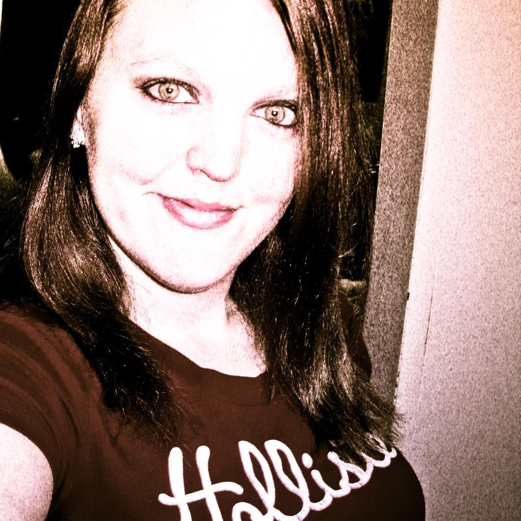 MrsCrappenfest's profile picture. Girl gamer and streamer!  https://t.co/chf9BG3tOW