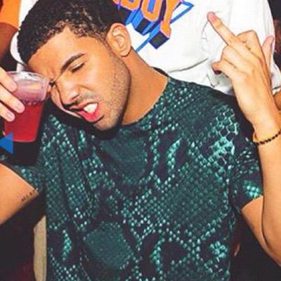 DrakeLyricsXO's profile picture. nothing but drizzy drake lyrics | will RT all drake lyrics tweeted to me