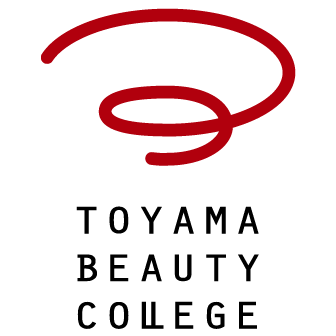 富山市で1番賑やかな繁華街にあるオシャレな美容学校です✨ 😊原宿カンゴールサロン提携美容学校なので最新の美容が学べる富山で唯一の最新美容学校✨