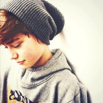 Hey I'm Ryker and I'm married to my baby Keegan so go away. I'm Anthony, taken by my beautiful baby boy Danny. Hi I'm Alex, gay, 16, single