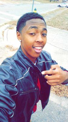 kingbraceface45's profile picture. 