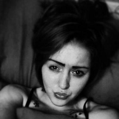 snapchat; demidinks      instagram; dems1996