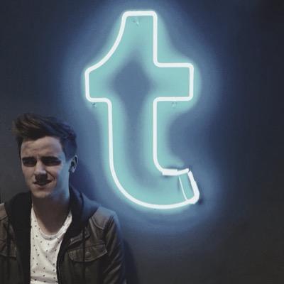 swaggy layouts send request 
other twitter: @tumblrftfranta