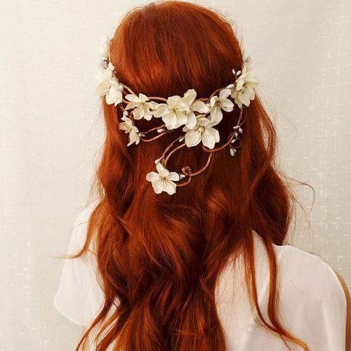 16 anos, desocupada, Sheerio, Swiftie, Belieber. Apaixonada por TW, OUAT e PLL. Para que viver de um passado cinza se quando se tem um futuro colorido? ♥