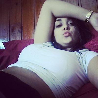 FiamaTaiz's profile picture. Na paz !!