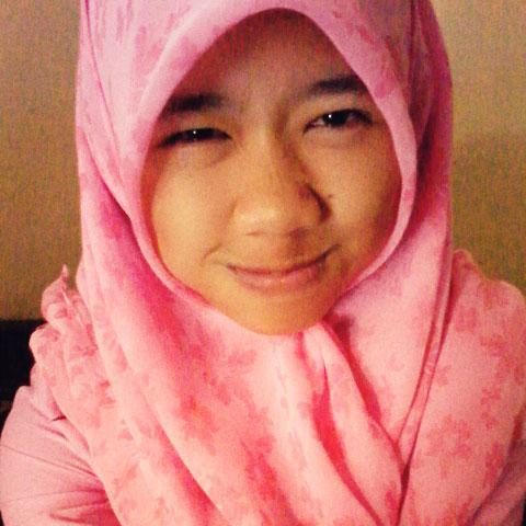 Probolinggo 29 Juli 1997 || SDN Maron Wetan 01 || SMPN 01 Pajarakan || SMKN 01 Kraksaan || Fb : Dinna Holley Holleyow  (˘⌣˘)ε˘`)
