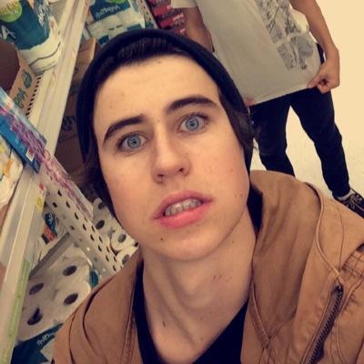 you got a free follow. you should follow @kidrauhl_dallas & turn ON her notifications she does DMs to Cam, Nash, Carter, Shawn, Jacks, JB, Bryant, etc.
