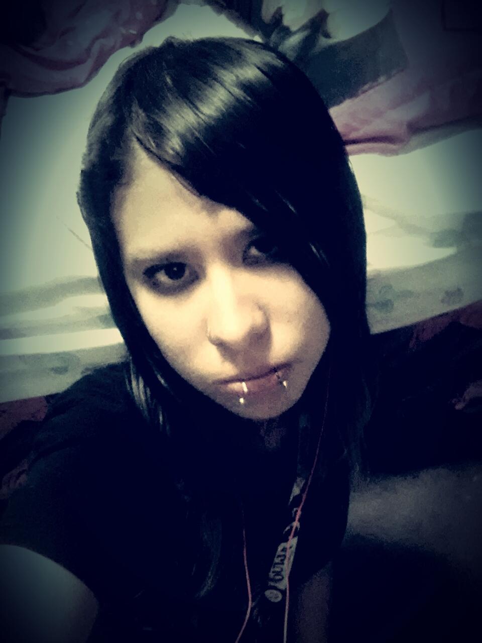 Hey Jessi here am really nice love to meet new people My Role Idol's Are Michtell Musso Adam Hicks And Devon Bostick And one More Thing Am Bipoler. Follow Me