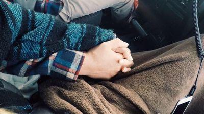 _Abrazandote_'s profile picture. Nunca dos personas ven la vida con los mismos ojos, a mi, por ejemplo, me gusta desahogarme escribiendo.