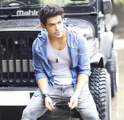 'Happiness' Oh uh mean '@kunwar_amar16':D