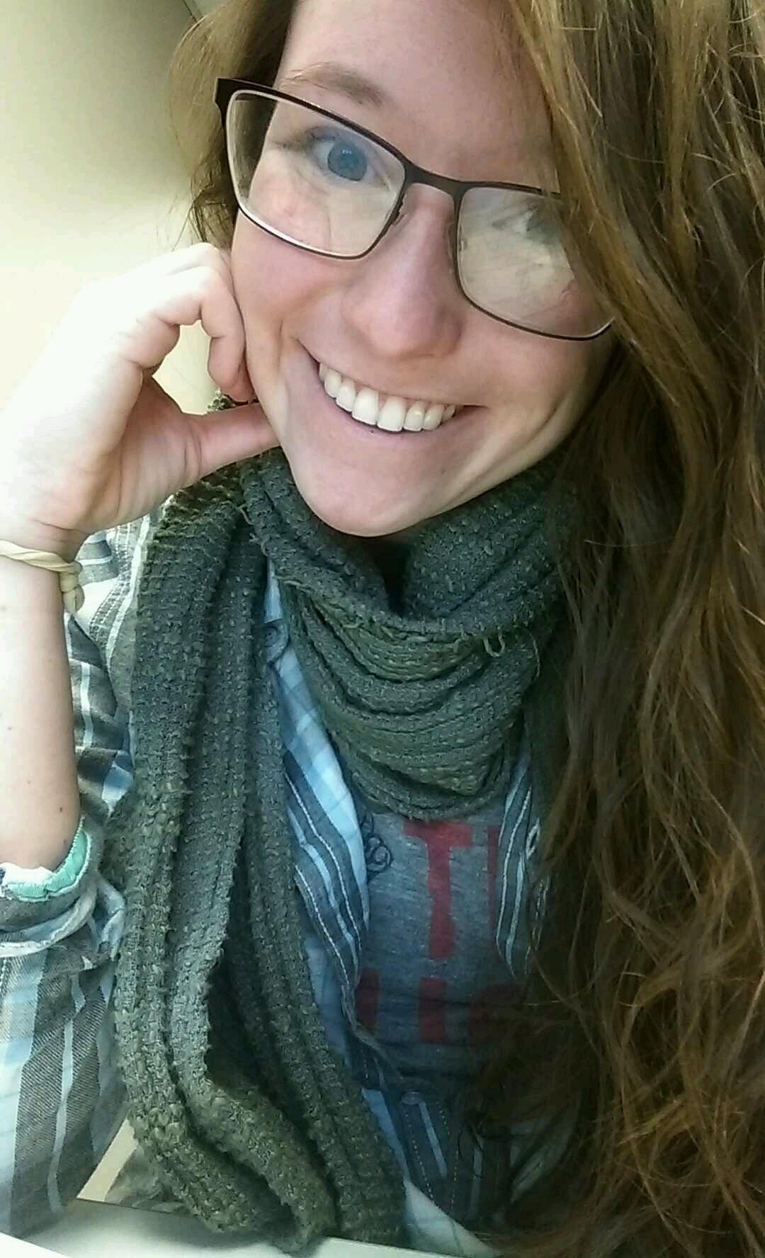 Lib_forshort's profile picture. Following the white rabbit.