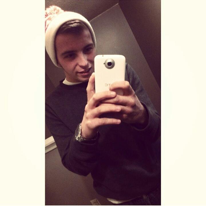 brandon_bilotta's profile picture. pin:22FDA9B8