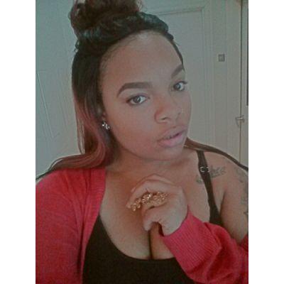 ayeEbonii's profile picture. ❤'ER