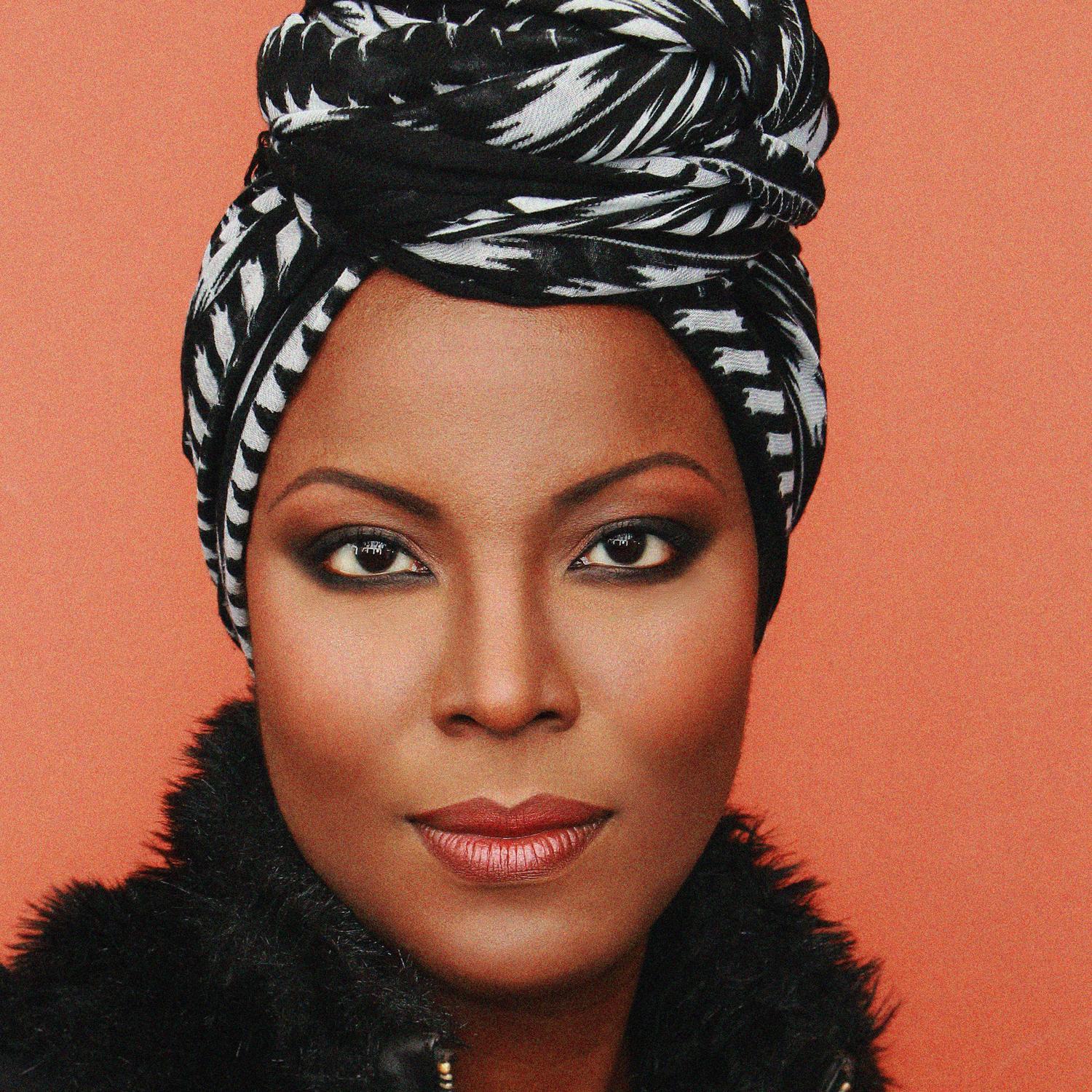 V_glamournature's profile picture. 