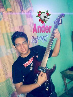 Jaiiro_anderson's profile picture. Una pistola para mi muerte y unas rosas para mi tumba! GUNS N ROSES. Siga me xfan viva el rock and roll yeah!