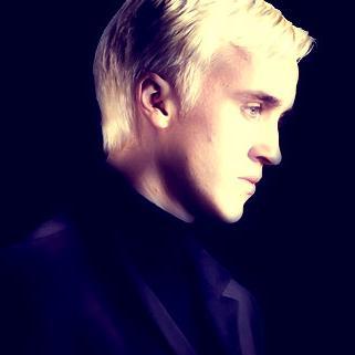 VindicatedDraco's profile picture. “I will no longer deny what I've done. I'm through with running from it all. I will be redeemed.” ►Post War◄