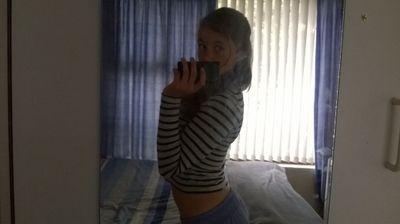 im just a normal teenage girl going through shit she shouldn't have to.