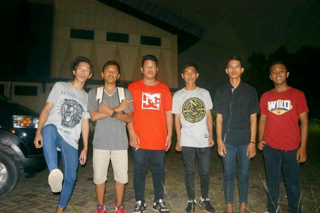 AmatDoankz_'s profile picture. Ta kenal maka ta sayang =))  ahuuyy follow juga my band @Streettogether