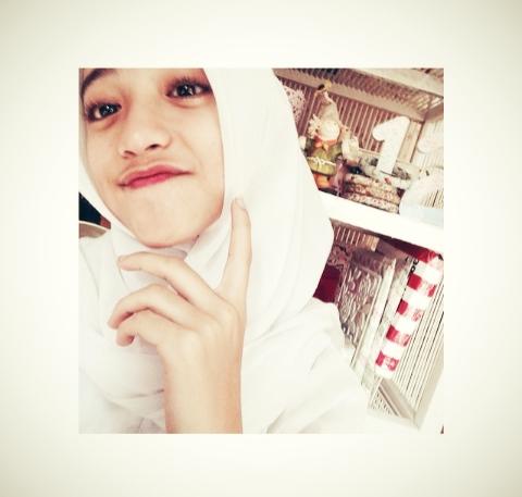 sitepuLily's profile picture. Don't follow hckd -_-!! Follow @amalia_sitepu