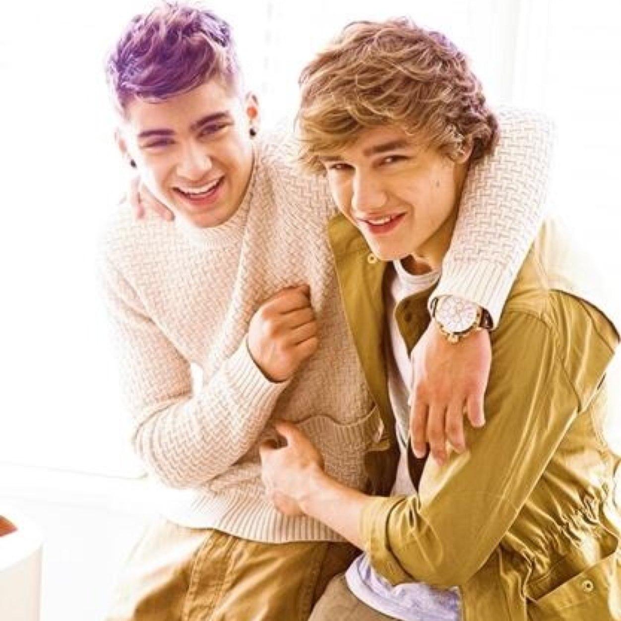 ✧They were goofing around but ended up falling in love✧