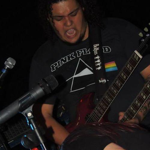 brunaoBlackmore's profile picture. Entre razões e emoções a saída é fazeeer batata frita!!!