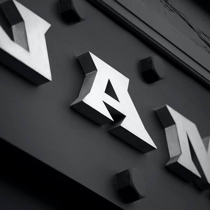 We are a very well established salon renowned for providing all aspects of hairdressing in the heart of Headingley. Book an appointment today on 01132786275