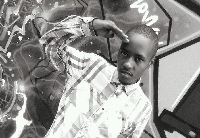 Rapper|| Takes risks|| Easy to talk to|| ♥Loves MUSIC►|| BIG imagination|| 99.2 YFM lover|| Mysterious|| Keepin' it Real™|| I follow back