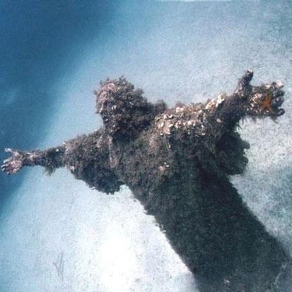 LesEndroits's profile picture. Les plus beaux endroits abandonnés dans le monde.