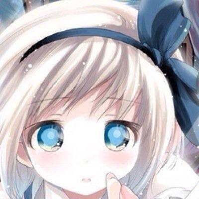 BARにてバーテンダーの修行中。店内にビリヤード台入荷しました。