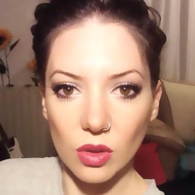 ¿ A quién va usted a creer, a mi o a sus propios ojos ? @makeupsas  instagram