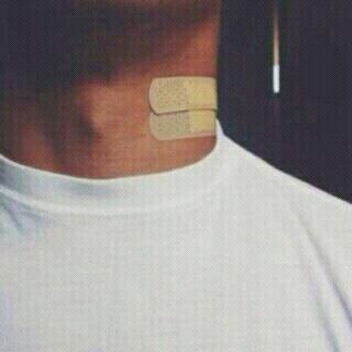 PIN:7EEEE224 .لإحبتك بنت وبعد ين قفت لايحتو يك الشر وتنشر صورها أحفظ غلاهالوعيونك تجفت يكن علىاسمك تنادي ولدها