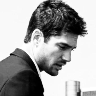 I was born in New York, yes. I /do/ know how to use a gun, don't cross me. I won't hesitate to shoot you. Best friend to @PerilousProdigy