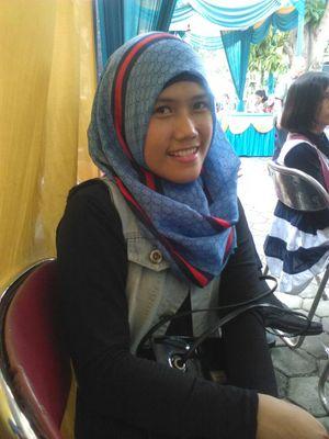 Do the best, be the best, for the best .                                                       LINE : destrianiindah