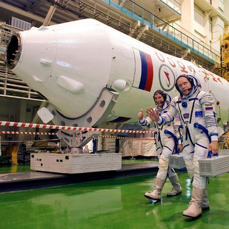 We obsessively track and aggregate breaking news and interesting content about Russian space activities.