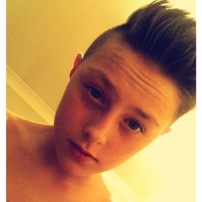 lewishodson01's profile picture. 