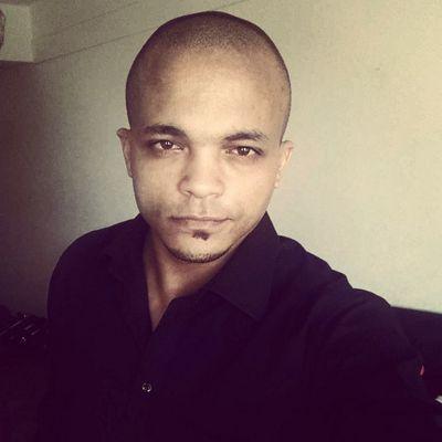 LyndonInfo's profile picture. Director at Collins Wealth(Pty)Ltd Risk managers , Franchise Director at Vital consult and owner of Fabulouz photography..I love Wealth , Health & fashion