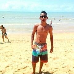 neewoliveira's profile picture. 