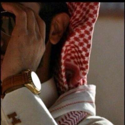 آجججمل مَ فيء الحياهہ شخصء يدخل حيآتكک فجآهه فيصبح اجمل م فيهآ ..♡