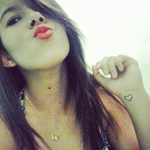 Não sou metida só meu nome que não é pssiu :D                                                                            - Face:https://t.co/jK17VzlH14