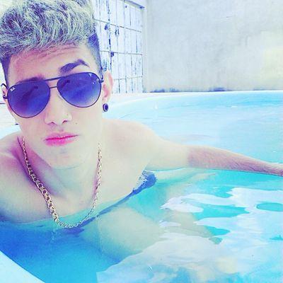 Felipe Barreto
19 anos
Ariano
Whats 77072750
Facebook : Felipe Barreto