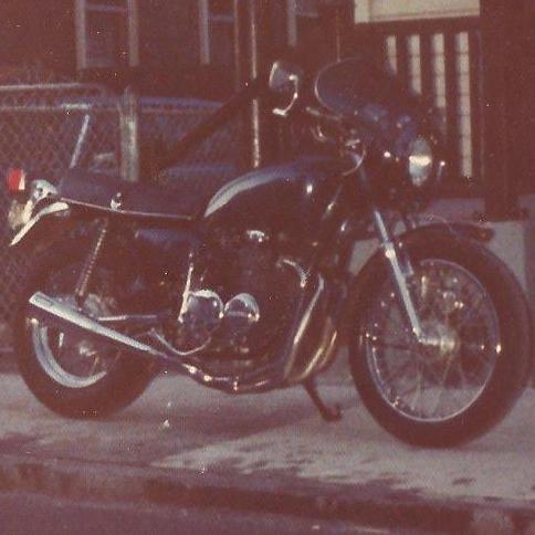 RevItUpSafely is an idea that has come out of my 30+years of involvement in the motorcycle industry. Motorcycling has been a passion for me my entire adult life