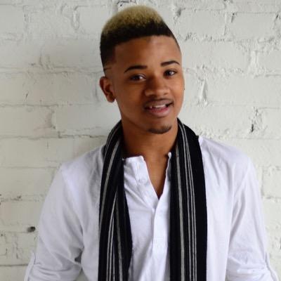Well I guess Imma try this out. My name is LeAundre AkA DreezyCore....I'm a Dancer So Follow me! :)lol