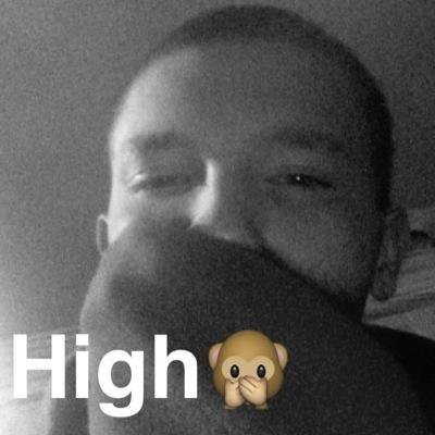 thirdeye_junkie's profile picture. fuck your feelings. Chicago. Drugs & stuff follow my instagram stoner_junkie