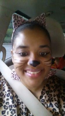 A wife and mother of three. A creative person who makes baked goods and specialty cakes. I enjoy music, dancing, and the arts in general. Studies Capoeira.