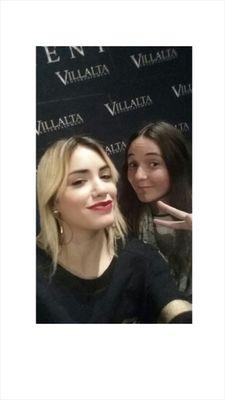 aguante casi angelees y fan de rebelde waay conoci a Lali 13/12/14 fav cris morena 30/12/14