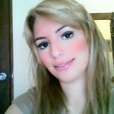 Asesora financiera. !disfruta cada momento segundos minutos que te brinda la vida y se feliz !