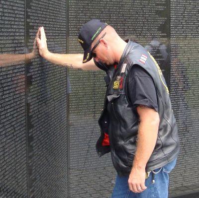 idbntyhntr's profile picture. 